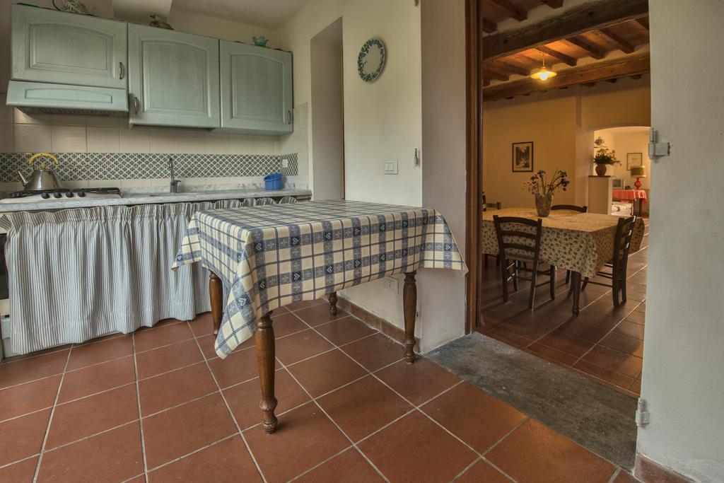 Agriturismo Poggio Al Tesoro 크레스피나 외부 사진