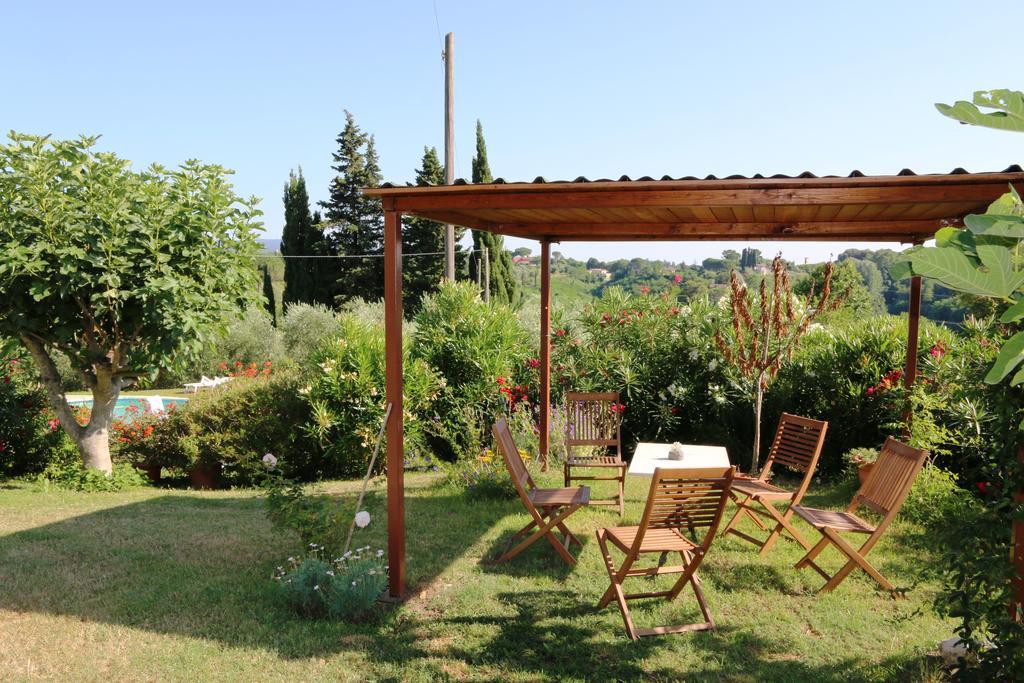 Agriturismo Poggio Al Tesoro 크레스피나 외부 사진