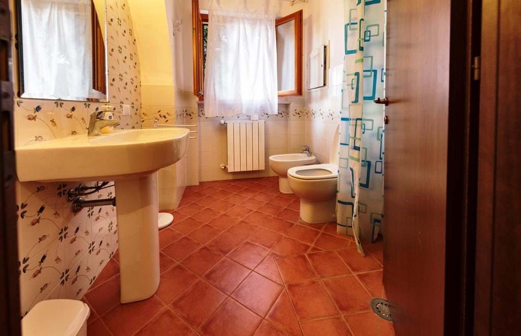 Agriturismo Poggio Al Tesoro 크레스피나 외부 사진