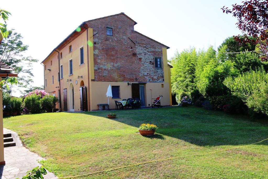 Agriturismo Poggio Al Tesoro 크레스피나 외부 사진