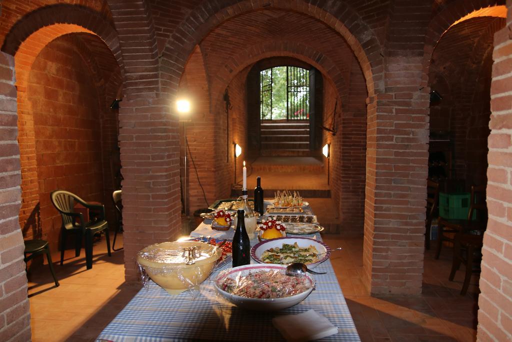 Agriturismo Poggio Al Tesoro 크레스피나 외부 사진